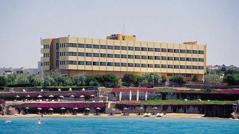 BABAYLON HOTEL ÇEŞME